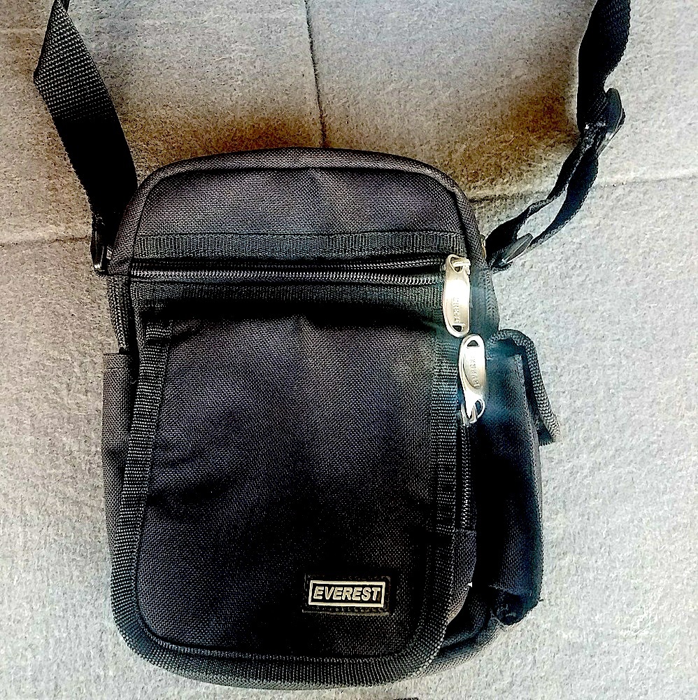 Everest messenger bag